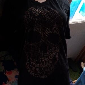 Guess Black Short Sleeve Skull Graphic Tee